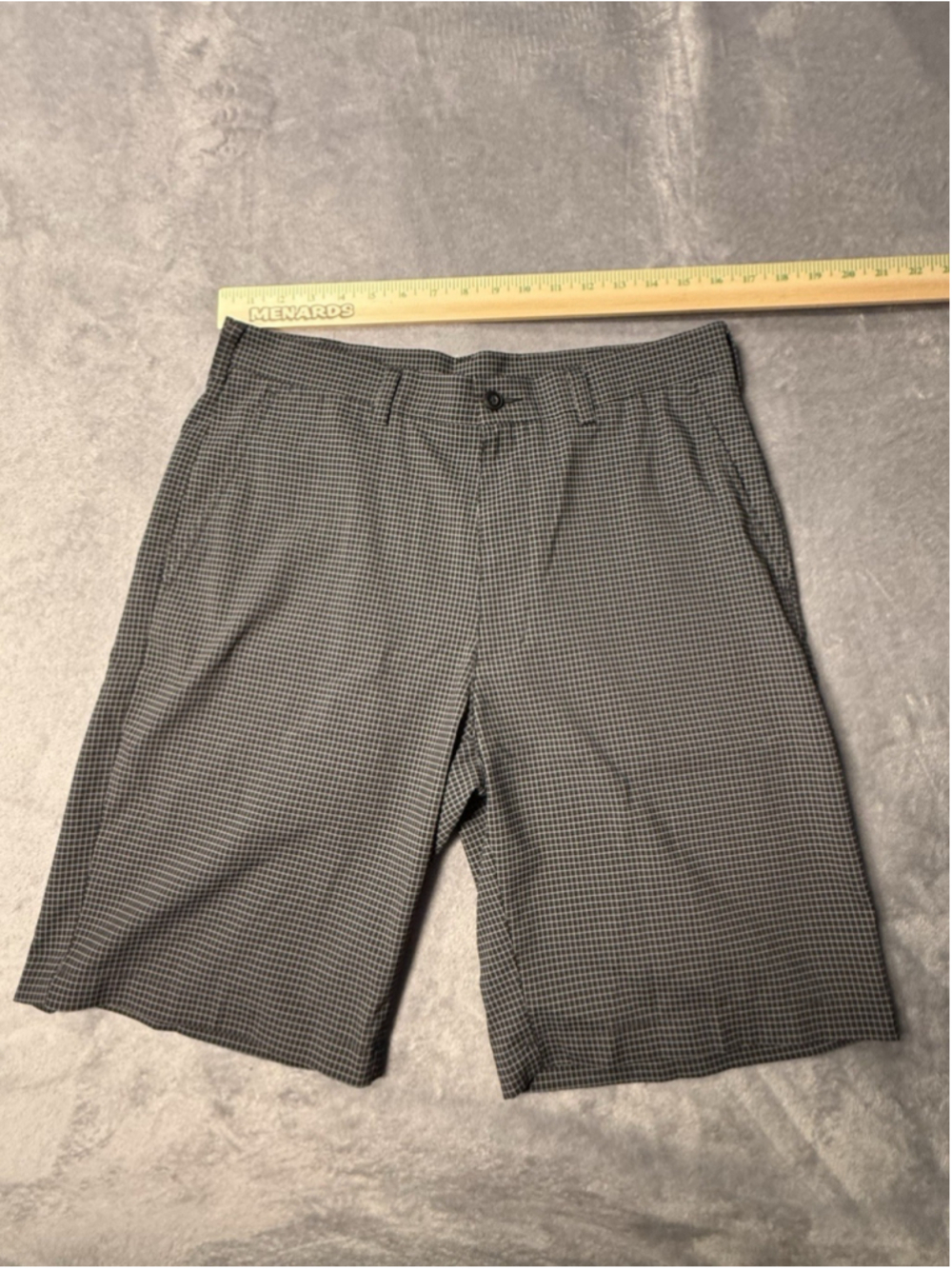 PGA Tour Shorts Mens Size 32Black Plaid Chino Golf Inseam 10